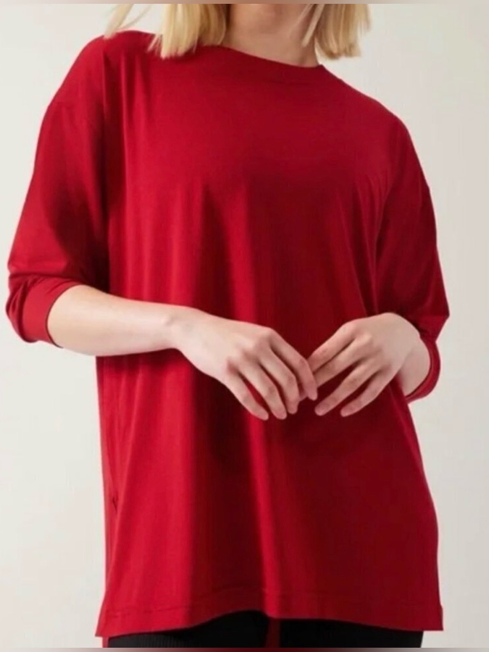 Athleta Red Oversized Ballon 3/4 Sleeve Matador Crewneck Scoop Hem Tunic, Medium